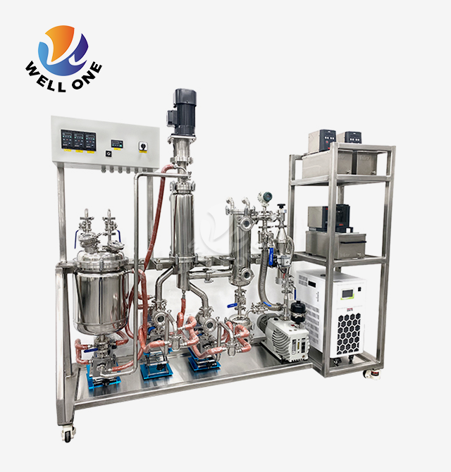 Équipement de distillation moléculaire des huiles essentielles